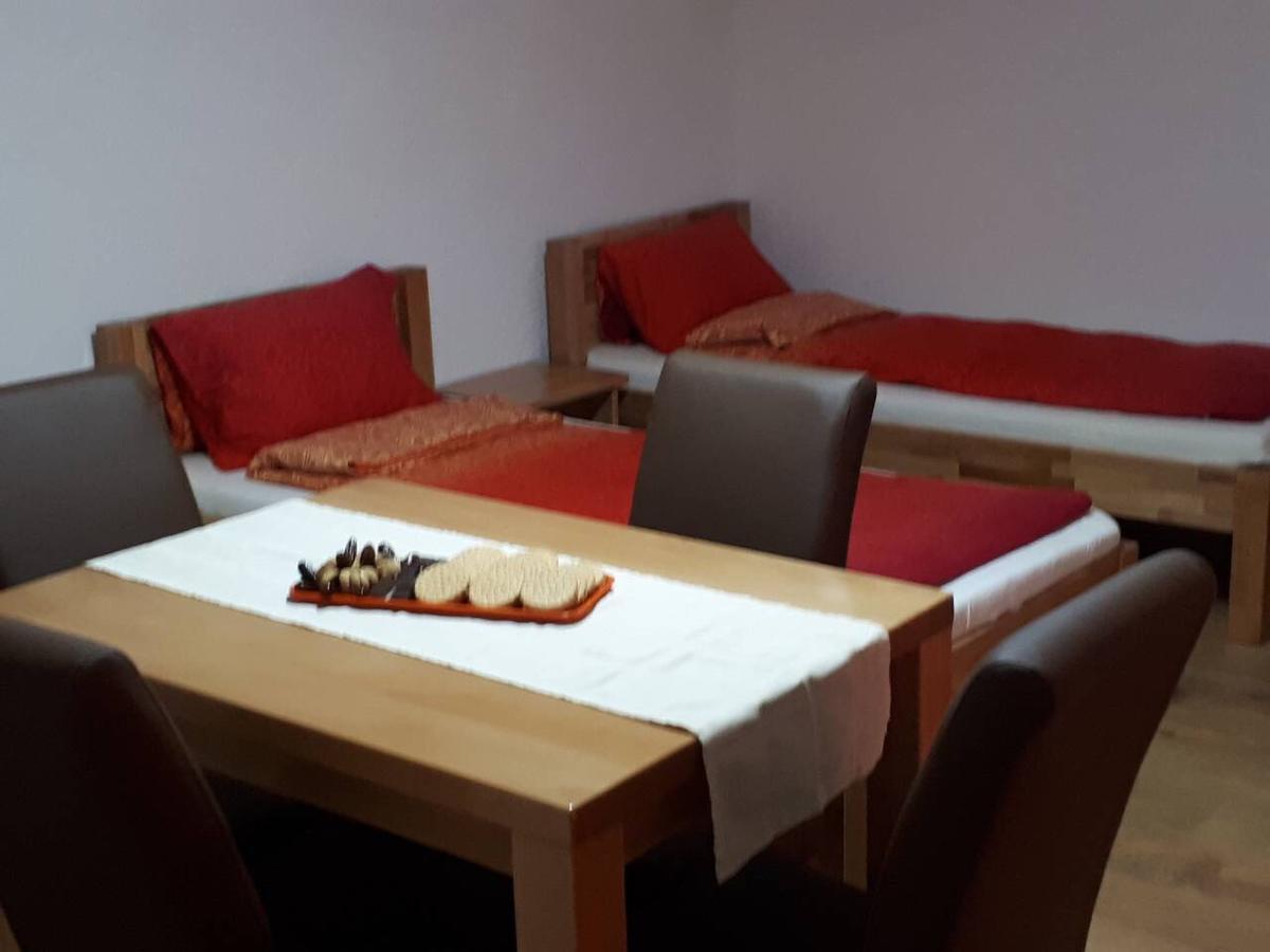 Apartmani Tajra Visoko Eksteriør billede